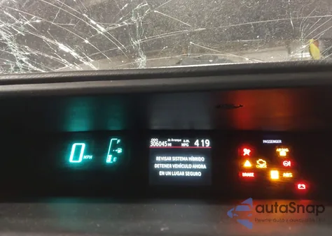 2012 Toyota Prius C Two из США, поврежденный, VIN JTDKDTB31C1520650